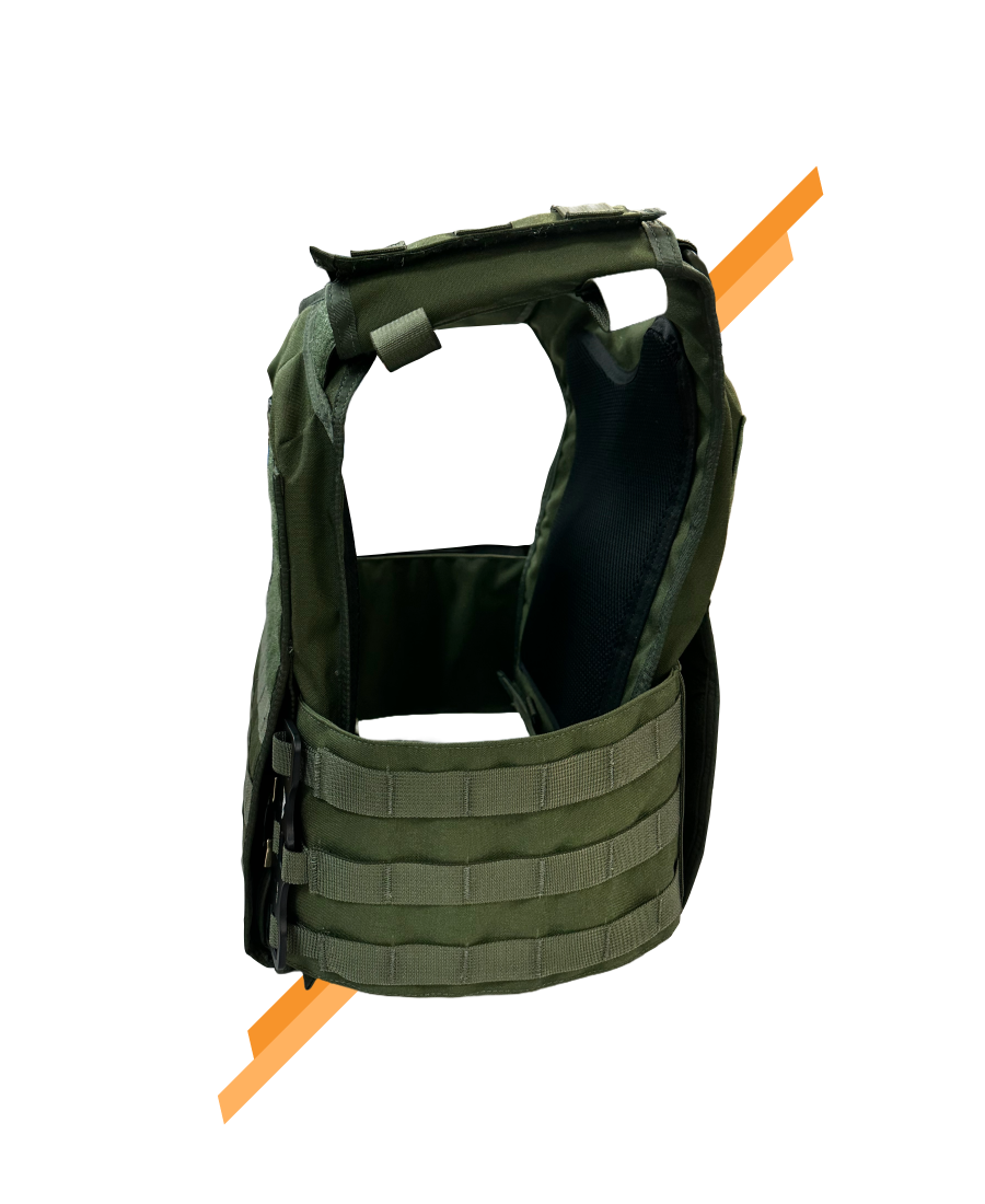THE OPERATOR plate carrier in Multicam - view 2 - Universe Body Armor